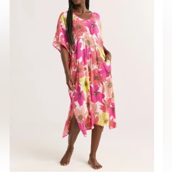 Joyspun Floral Sleepwear - Pink and Green Size L (12-14) - Picture 9 of 9